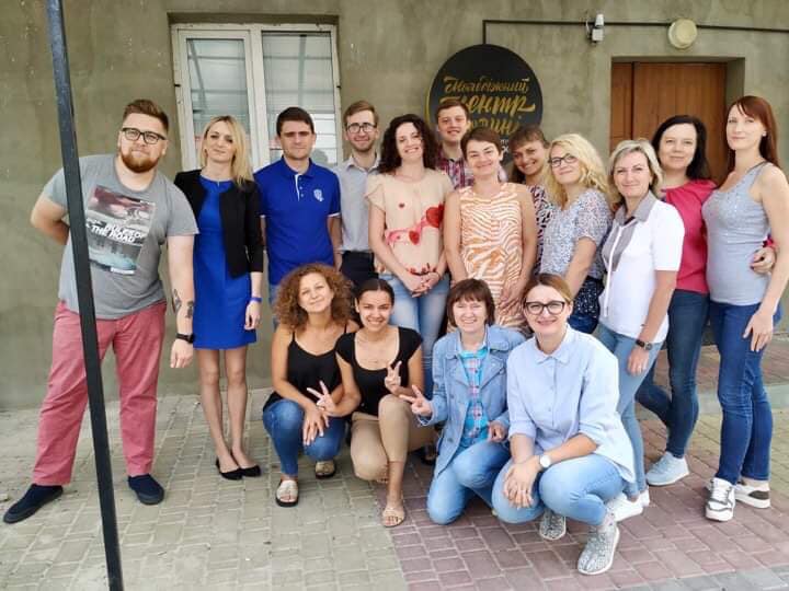 UNDPUkraine's tweet image. 15 youth workers from Volyn Oblast learned how to include #youth interests in policy-making, apply #HRBA &amp;amp; establish fruitful partnerships at the #civiceducation training within Youth Workers Program