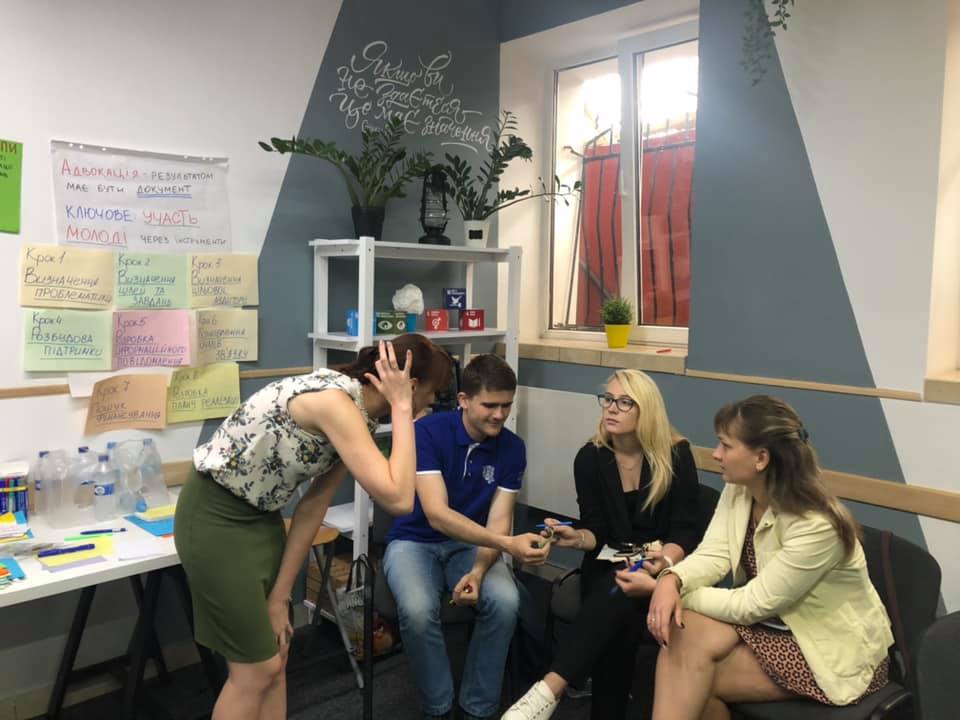UNDPUkraine's tweet image. 15 youth workers from Volyn Oblast learned how to include #youth interests in policy-making, apply #HRBA &amp;amp; establish fruitful partnerships at the #civiceducation training within Youth Workers Program