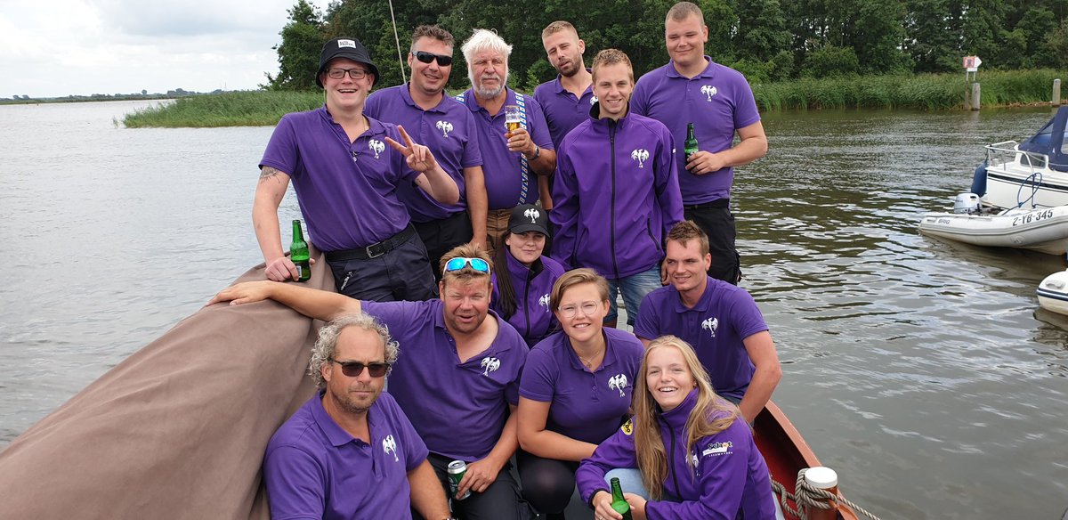 SVriendschap's tweet photo. Onze bemanning https://t.co/34bJGss09u