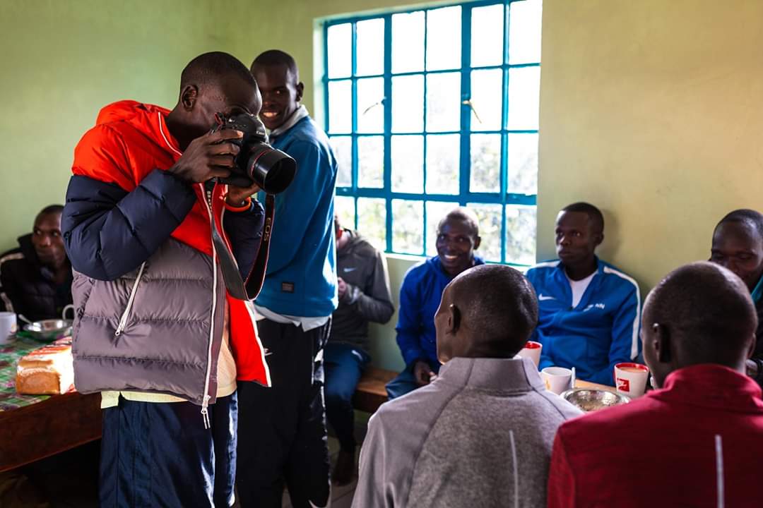 I thought I should take the camera for a change, maybe become a photographer after my career? 😉