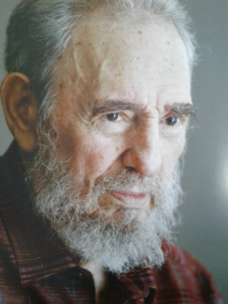OTCHolguin's tweet photo. Hoy toda #Cuba y en especial la @OTCHolguin recuerda al líder histórico de la Revolución Cubana #FidelCastro y su afán de lograr un mundo mejor, dejando un precioso legado a Cuba y al Mundo #93F #FidelPorSiempre #SiempreFidel @MINCOMCuba #Holguin @DiazCanelB @JorgeLuisPerd20 https://t.co/r0KpYibHMs