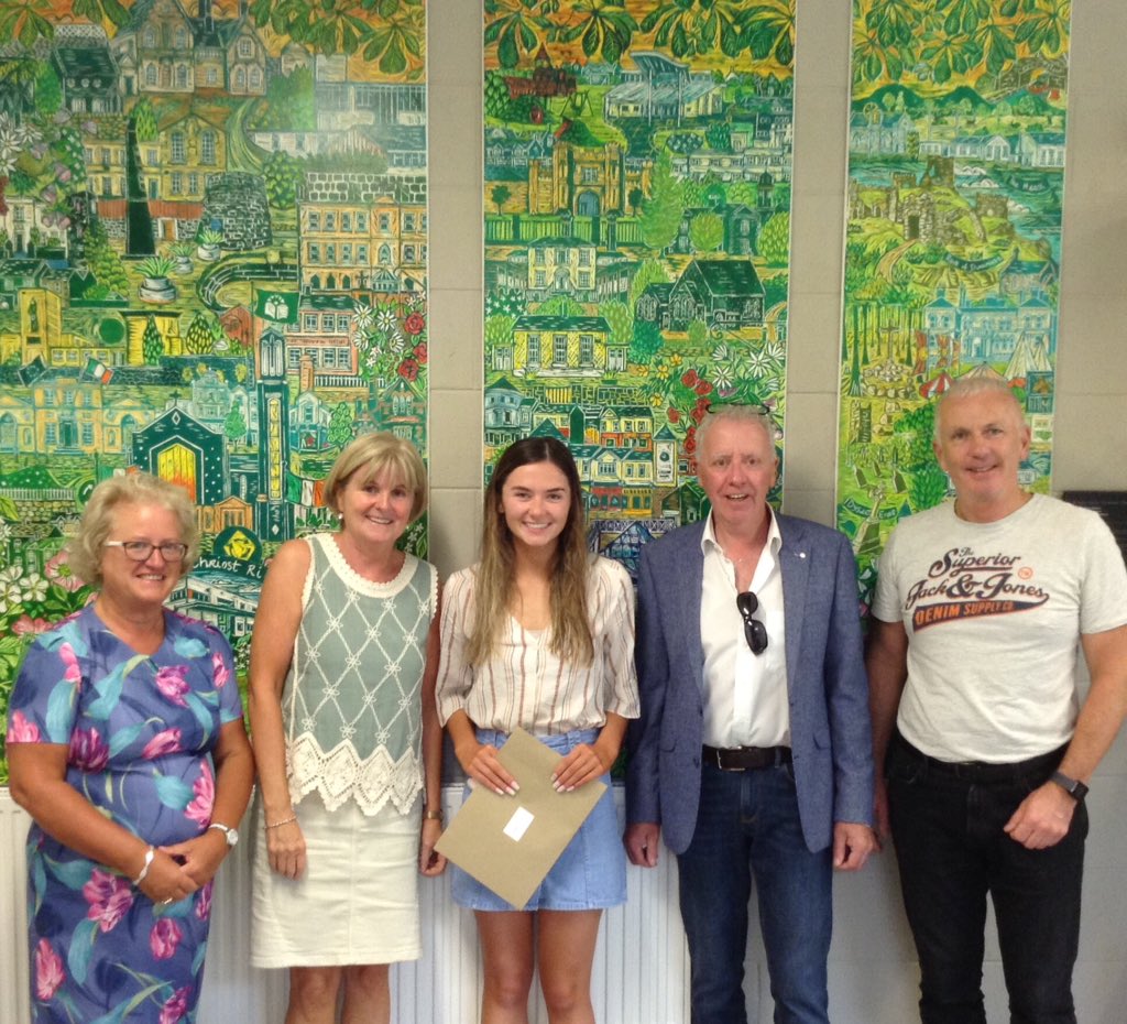 Scoil Chríost Rí tweet media