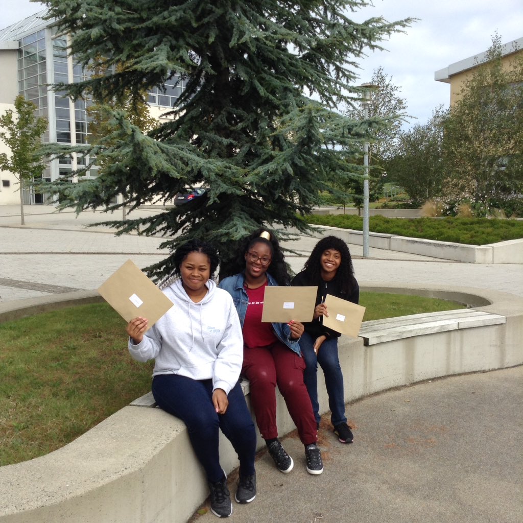 Scoil Chríost Rí tweet media