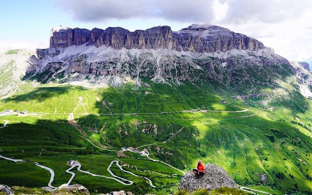 arabbadolomites's tweet photo. ^^La montagna chiama e devo andare.^^🥰🏔
cit. John Muir
📷 Verakasanova
#arabba #fodom #dolomites #besuper #bearabba https://t.co/H2BDzKq6AW