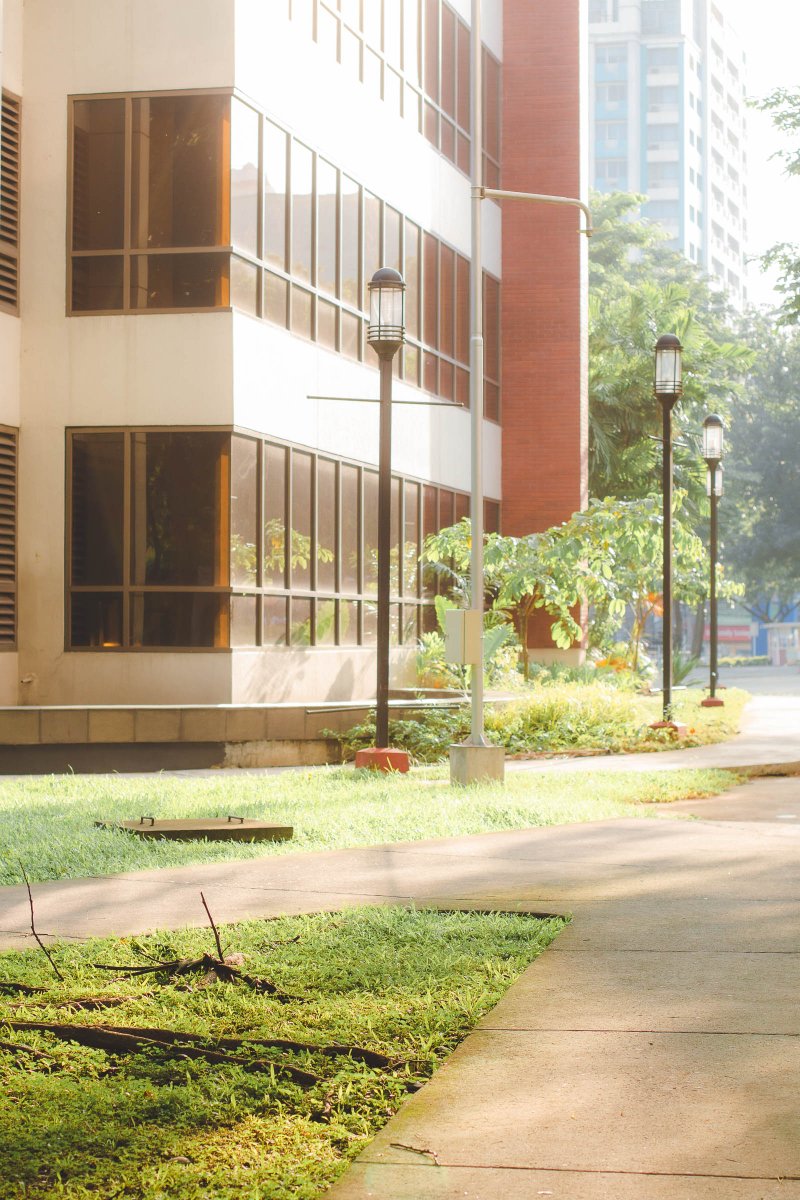 DynaaMiike's tweet photo. 1st day of school tomorrow.

To the freshmen, welcome to our home. Hope you love it as we do!

To the sophomore and juniors, it's another year to grow, take risks, make mistakes, and learn.

To the seniors and fellow super seniors, it's our last first day so let's make it count! https://t.co/QoYGsxco7c