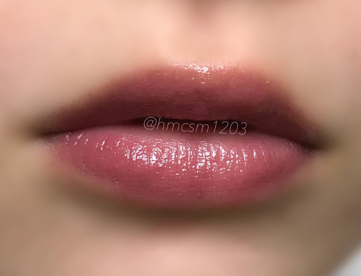 あまい Auf Twitter 同じシアーなローズ系リップのシャネル ルージュココフラッシュ ライヴと似てる気がして比較 思ったより似てない シャネルはラメ入りだしピンクみが強いけどスックはくすみが強くて大人っぽい どっちも好き ローズ大好き