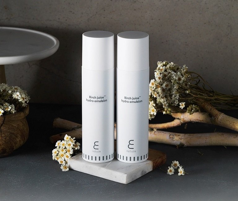 SeeMySkin's tweet photo. Entdecke die innovative koreanische Naturkosmetik von #ENATURE: Die milde #Gesichtslotion 'Birch Juice™ Hydro Emulsion' pflegt deine Haut mit intensiver Feuchtigkeit (70% Birkenwasser) und schützt sie vor Trockenheit. Aktuell im SALE: https://t.co/S7bST2SSci https://t.co/ktysQMNwUm