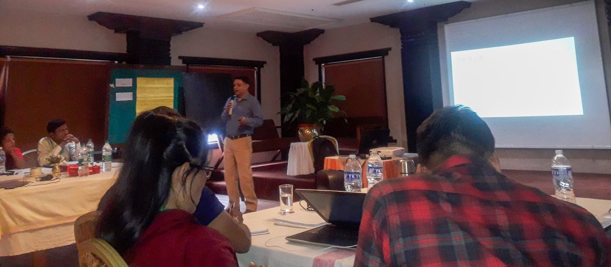 santyneupane's tweet photo. A session by @DeepakAdk Story Craft: Structure, Format, sourcing and attribution #Nepal60IJ #SCNJIR https://t.co/tVcsJ7MeK5