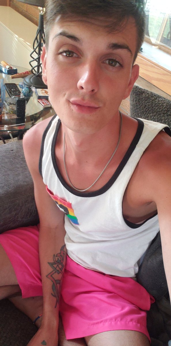 BoiiRamey's tweet photo. Lazy day! #gayboy #followlikecomment #loveislove https://t.co/wvTl6clDZl