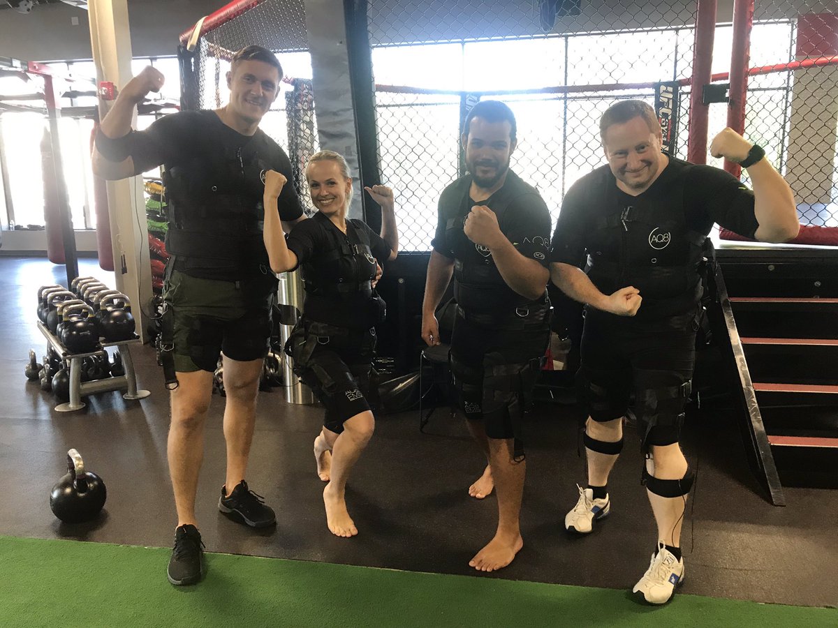 AQ8_System's tweet image. 🗽New York enjoys ultra effective #emstraining with #aq8!, new locations at prestigious UFC Gym Brookly! #electrofitness #gymnyc #newyorkfitness #brooklyngym #emstrainingbrooklyn #brooklynfitness #emstrainingusa #aq8ems #aq8system #emstrainer #emstrainers #newyorkfitness
