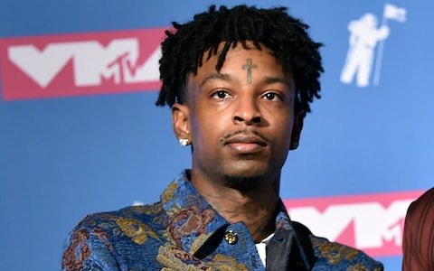 Urban96FM's tweet photo. #MajorTeaAlert
21savage wants to open a pilot school. ๐ฉ๐ฎ
#UrbanXtra w. @NanaKing_radio.
96.5 ll https://t.co/PqR6AvltNg https://t.co/o4ad0lHJAu