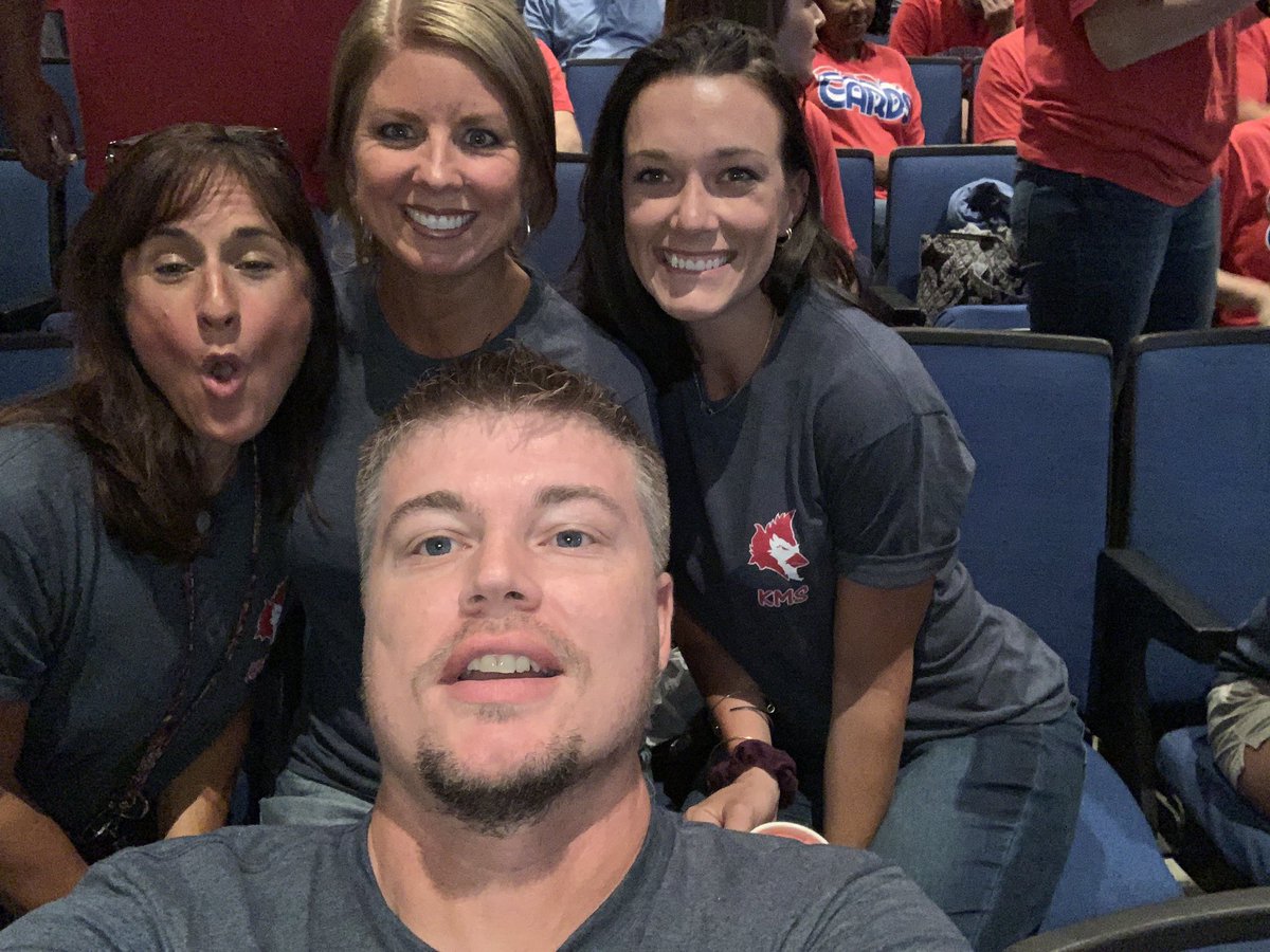 bode_jacklyn's tweet photo. The best team! Thanks for making KMS feel like home ♥️ @KMS_6thgrade #ItsWorthIt #WhoopWhoop https://t.co/CGf4Oz4qtz