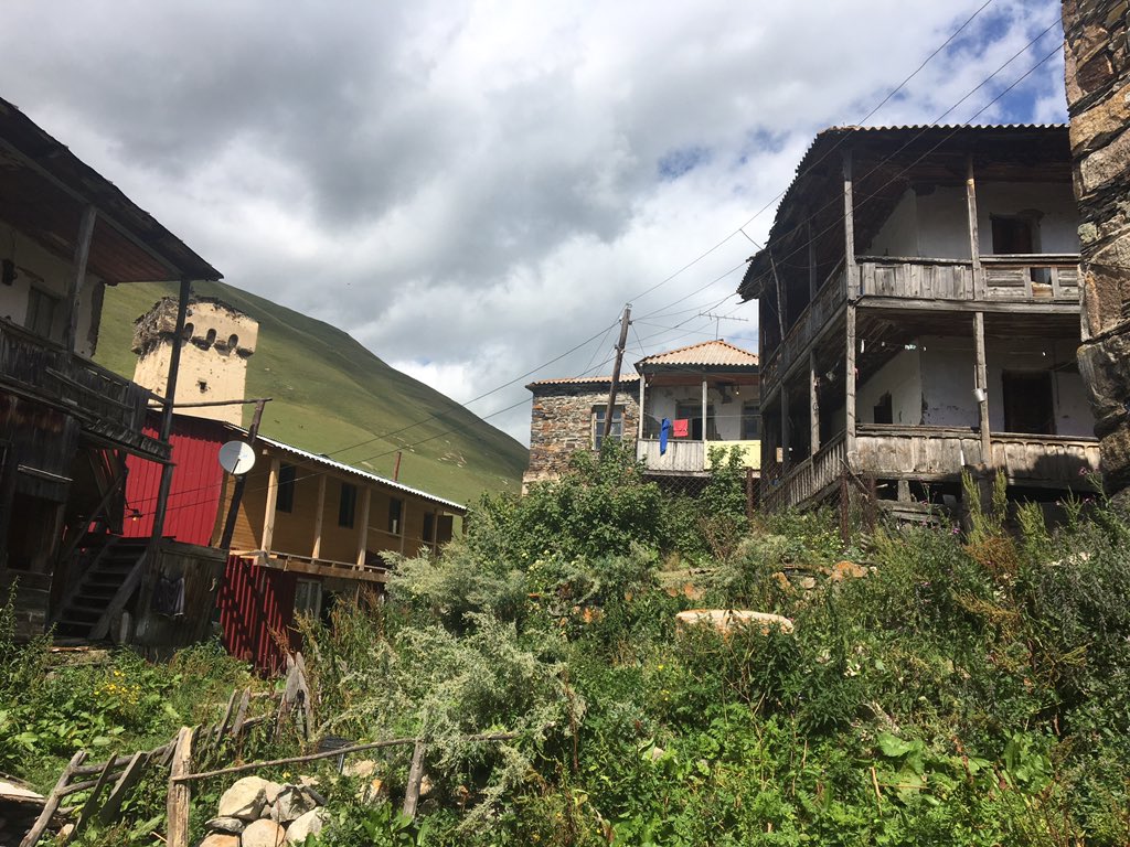 katellmaille's tweet photo. Save #Ushguli . 25 years in patrimony of UNESCO and the village falls in ruin. Where is the money ? Why this such of mess ? @Zourabichvili_S @UNESCO_fr #Georgia #Svanetie #Spendsummeringeorgia https://t.co/B09epwhNaC