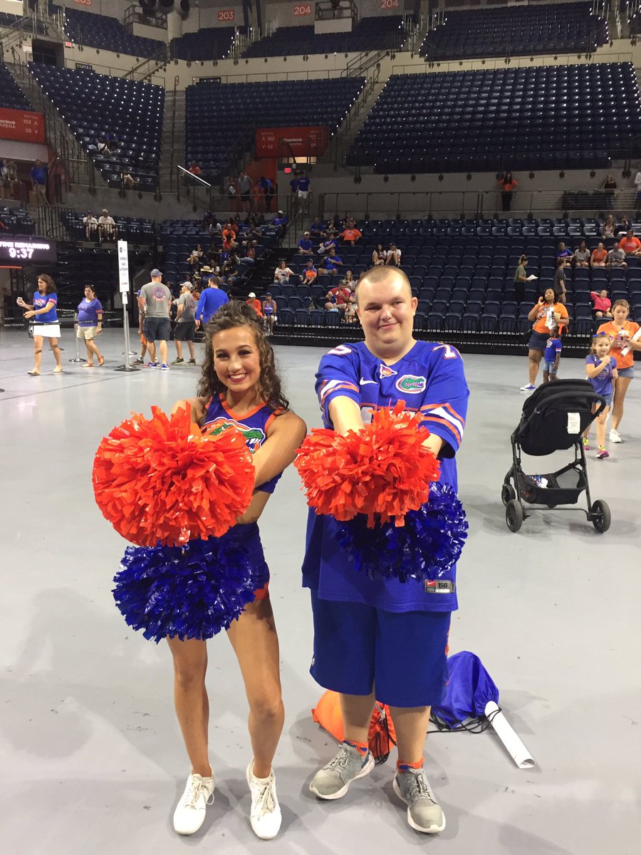 BillyM82094's tweet photo. @micahsheeerin and I had a blast at #GatorsFanDay on Sunday Micah was a ray of sunshine that day we hanged around on the arena floor and she signed the 2019-20 @UFCheer poster which I got 2 of them thanks Micah for an outstanding day GO GATORS! https://t.co/h3ceKlFZij