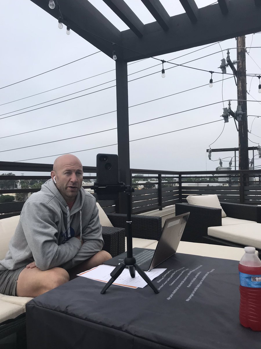 WeicheltRES's tweet photo. Some behind the scenes with one of the most amazing Coaches in the biz...if you are attending the Tom Ferry Success Summit...hit me up and let’s talk about how we’re driving 100’s of people to our “one day” open house!
#MassiveTraffic #MassiveLeads #MassiveSuccess #TomFerrySummit https://t.co/p8ZAVbL8XB