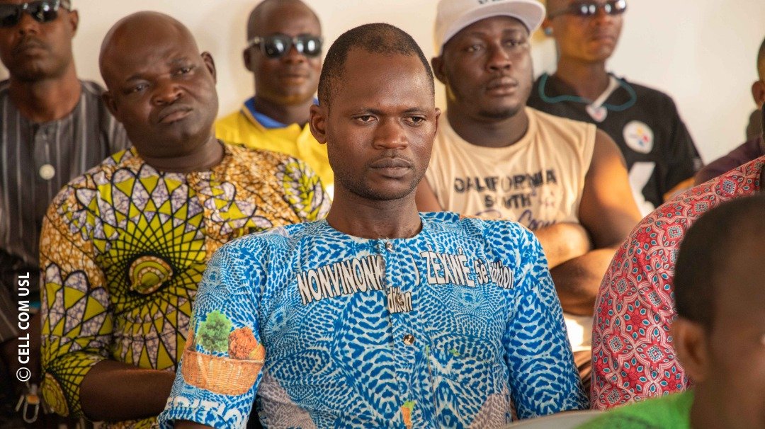 uslbenin's tweet photo. L'#USL poursuit ses consultations entreprises avec ses bases .
Une délégation, conduite par le Secrétaire Général du parti a, tout en recevant les nombreuses doléances des militants et sympathisants, réussi à trouver les mots justes pour rassurer la famille #USL. https://t.co/k2JzPVEZjz