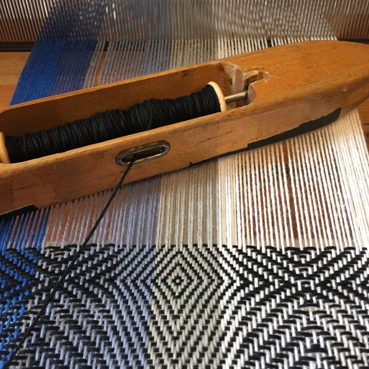 museumlabpgh's tweet photo. Take a simple material and transform it into something you can wear, use or appreciate in a new way. Explore activities like weaving on a floor loom, natural dyes, basket weaving and yarn arts like crochet and knitting in Make Lab August 13 - 19. https://t.co/y7t7XDjdSa