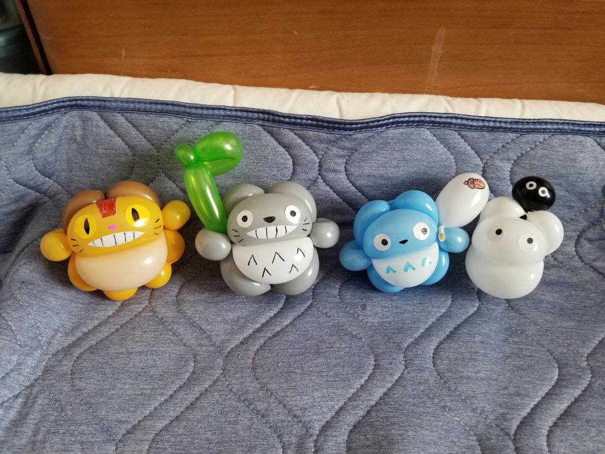 みこぞぅ على تويتر 今日は となりのトトロのサツキとメイの家にそっくりなクロスケの家という所に見学に行ったんだけど お盆休みでした 調べて行けばよかった ちびころバルーン となりのトトロ クロスケの家