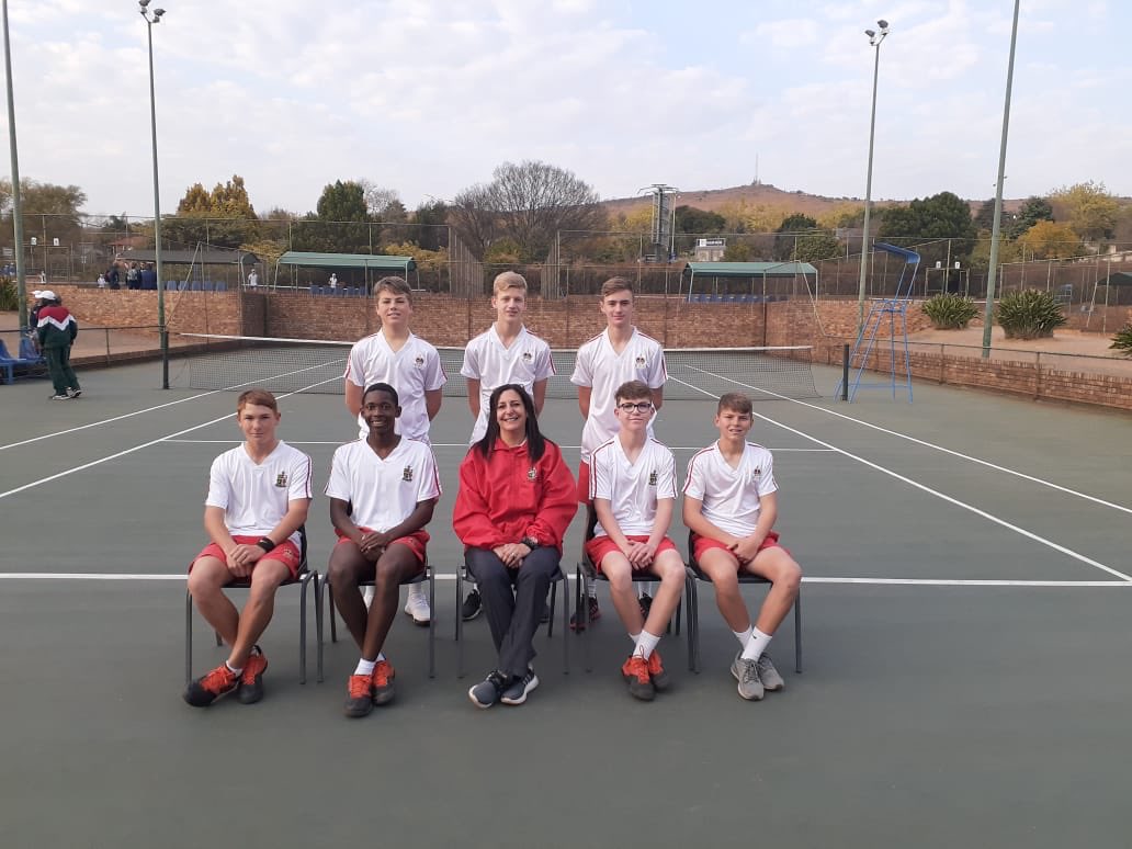 KingEdVIISchool's tweet photo. Well done to our U15 #RedTennis teams that competed in the Pretoria Tennis Festival this weekend, hosted by @AHS1920.
A #RedShoutOut to Lwazi Ngwenya for winning all his matches, well done champ! ๐พ
#RedRackets #RedPride https://t.co/TEfE2MyV7v