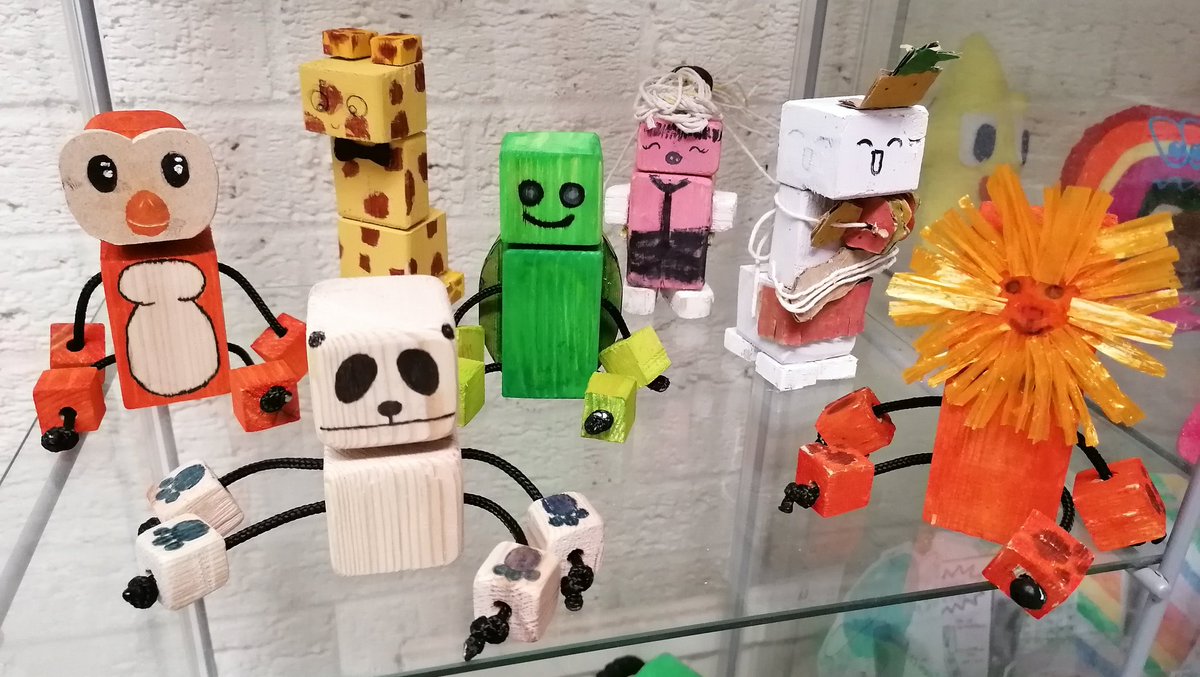 DesignEngLVC's tweet image. Block Bots - some beautiful examples from a new year 8 project #STEMeducation #blockbots @LVCollege