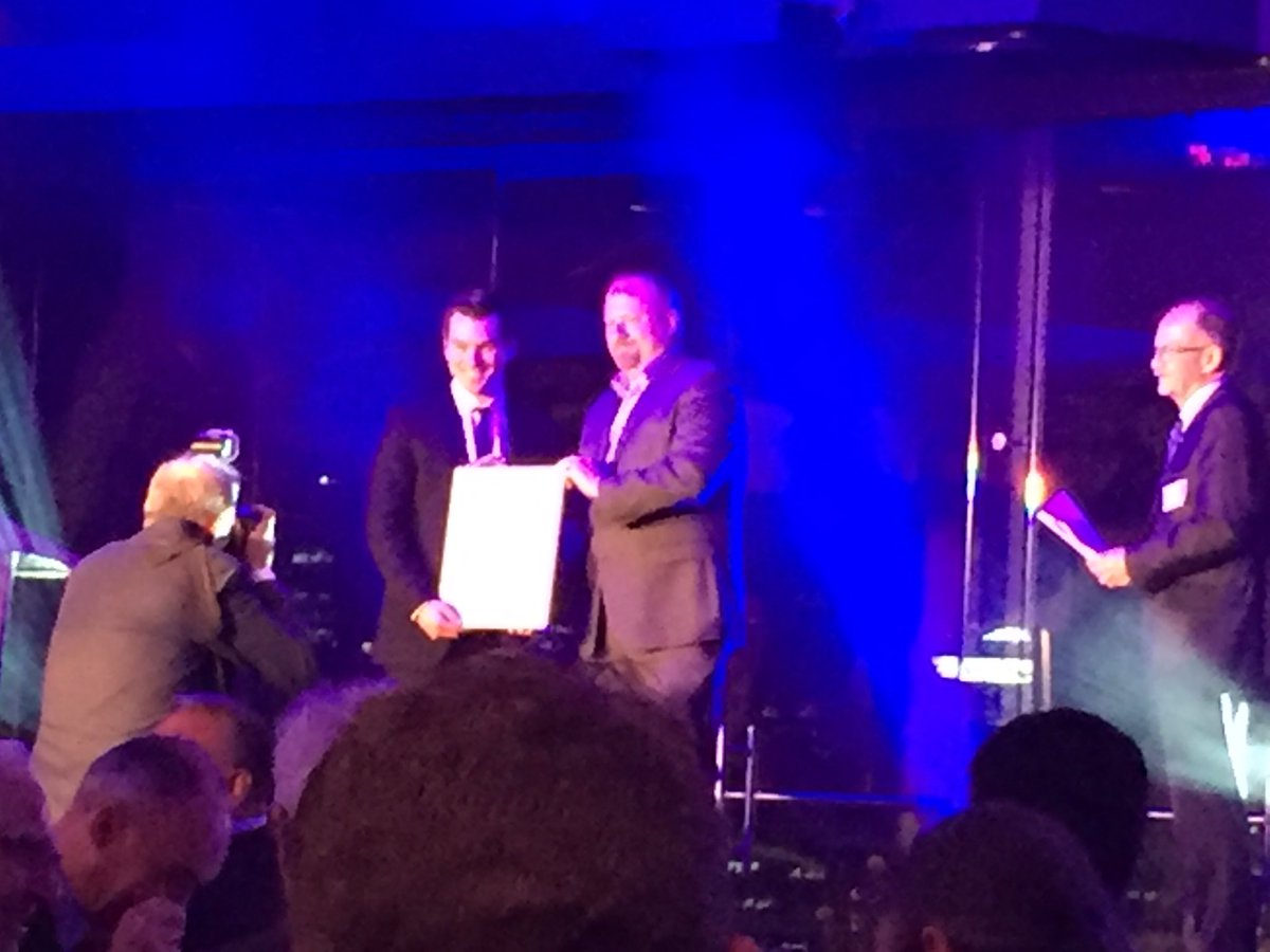 StartupNewsAus's tweet photo. We’re seated at the right table with the winner of @WoodsideEnergy Early Career Scientist of the Year Dr Adam Cross @CurtinUni for his work in rehabilitating ecosystems after mining #WAScienceAwards with proud parents looking on https://t.co/QOWYR2dHgk