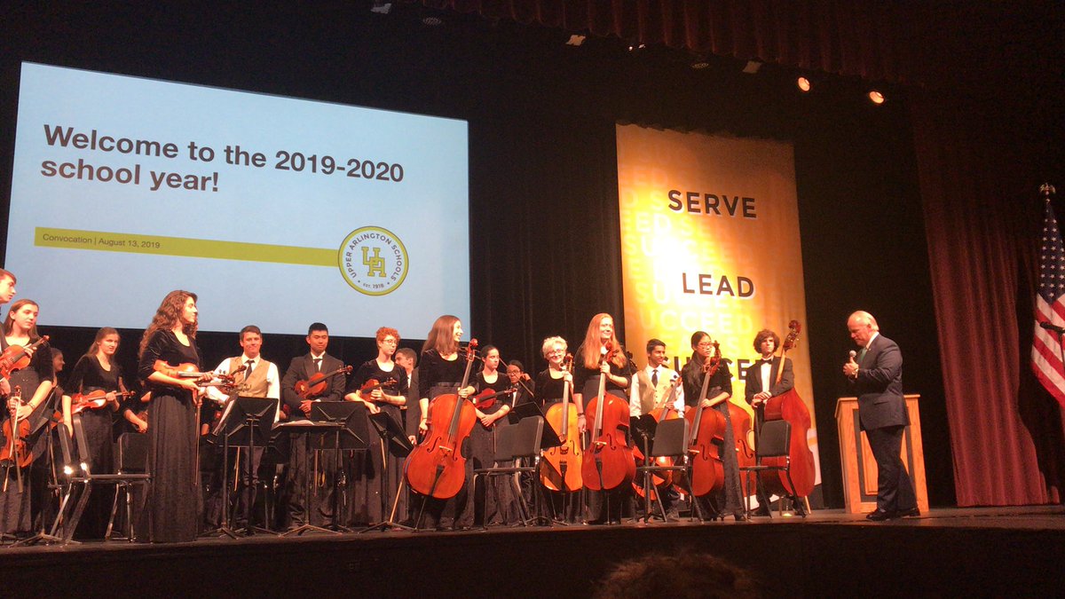 mdeniselutz's tweet photo. And we are back! #gonnabeagreatyear #lotsofchanges #wegotthis #innovationisexciting @UA_Schools because @UACreates wonderful experiences for staff and students. https://t.co/VUdMU4z4lg