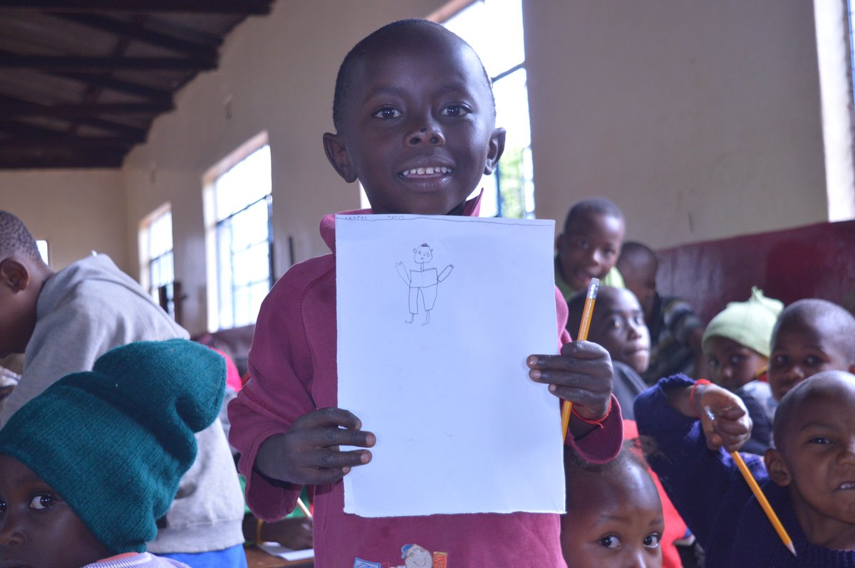 DignifiedChild's tweet photo. Our little ones having an drawing and creative session exploring their imagination through the drawings .There may just be the next Picasso amongst this young ones๐. #nurturingtalents
#DCIcamp2019 #campinnovate2019 #makecreateinnovate #creativity
@muthonifibz @coachngolobe https://t.co/SMLdGlXnGO