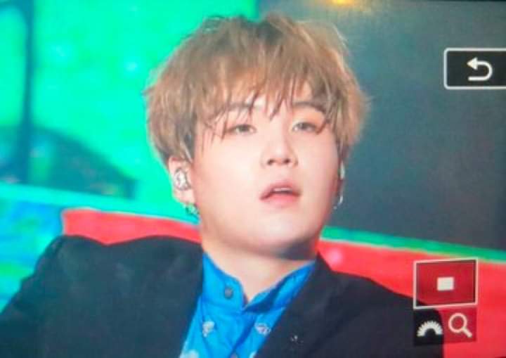 JEANBTS3's tweet photo. Am I alone?? I think he's sooo cuteee 💜💜 just a matter of weight!. You still look cool!! 
#WeLoveYoongi 
#WeLoveYou3000 https://t.co/e8bQOEc0W6
