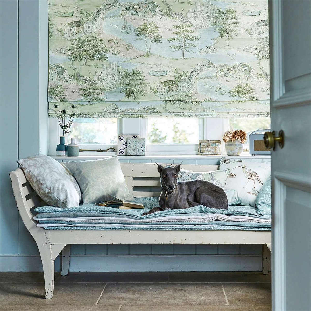 One of our favourite fabrics, 'Sea Houses' by Sanderson is a modern version of a toile telling the story of a tranquil journey meandering down winding lanes past country cottages towards the sea. 

#fabric #curtains #blinds #madetomeasure #design #install #interiors #home