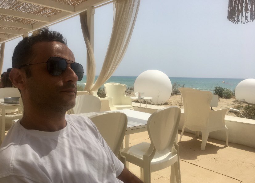 CGuastella1's tweet photo. While away in Sicily for 2 weeks with temperatures above 30 degrees I tested BalmA034 as a After Sun Repair on a daily basis. The results were highly effective in repairing skin damage from exposure to sunlight, restoring the skin's condition. #sunrepair #Aftersun #BalmA034 https://t.co/Sb7VNZiNh2