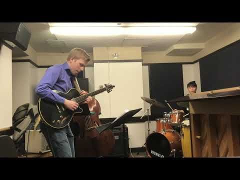 Jazz semi-finalist Timothy Johnson from Roxbury Crossing, MA #wcguitarfest #JazzGuitar #Jazz #Guitar #GuitaristsofTodayandTomorrow
buff.ly/2M6F2QH