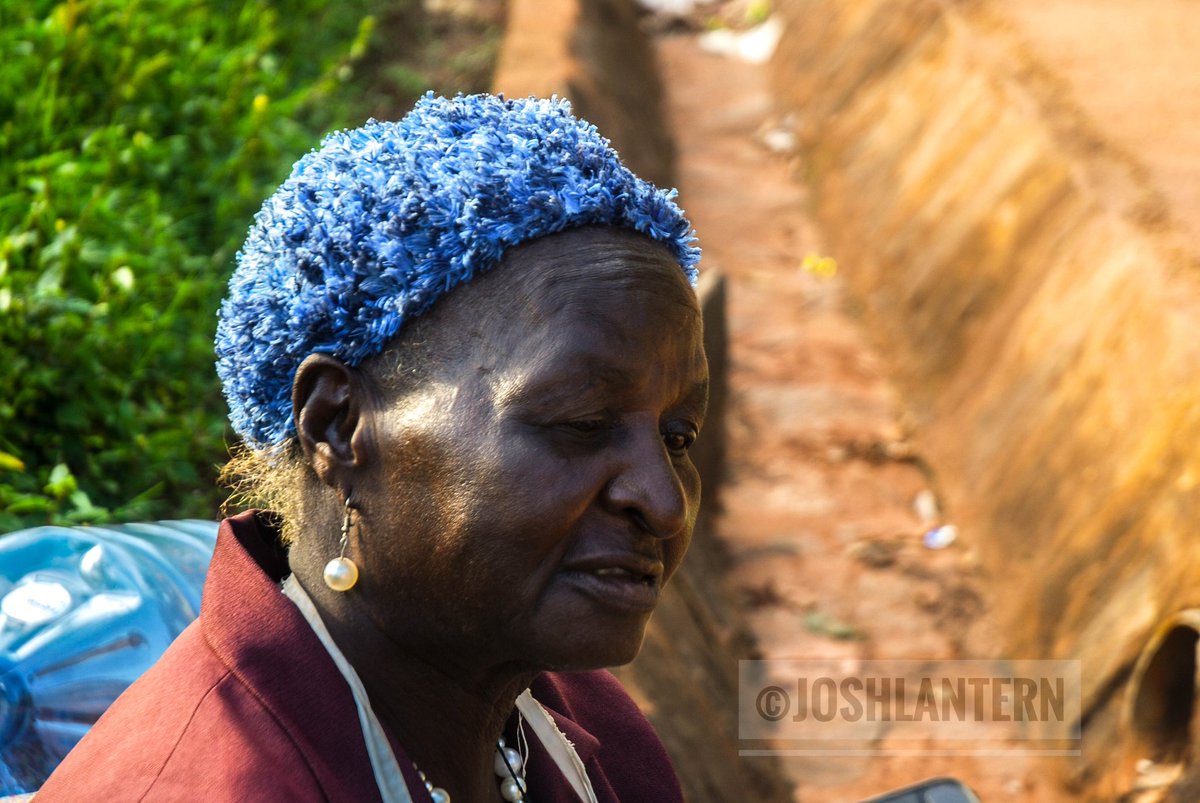 Semagandajoshua's tweet photo. Mary Nampijja a road side seller along Mulago lane offers her views on the National budget the had been read. She aired out her expections but on the other hand she was disappointed on some services that areNolonger reaching the common man.
#EverydayUganda
#Storyteller
#oldage https://t.co/OBecD78Dzz