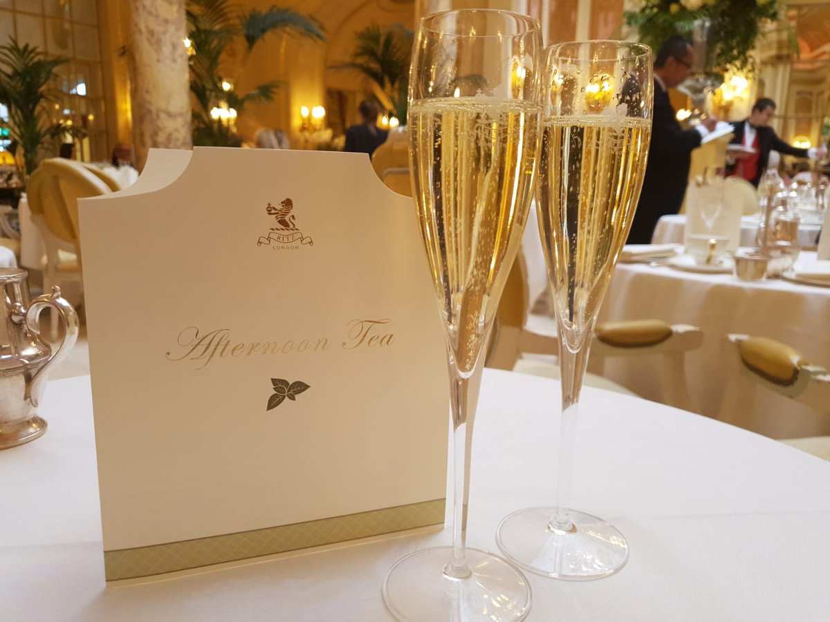 SmithPClinNeg's tweet photo. Yesterday was spent in very luxurious surroundings. Champagne afternoon tea at The Ritz! Huge thanks to @CCRLTD for a wonderful afternoon and a wonderful prize https://t.co/5oNwyEa2iI