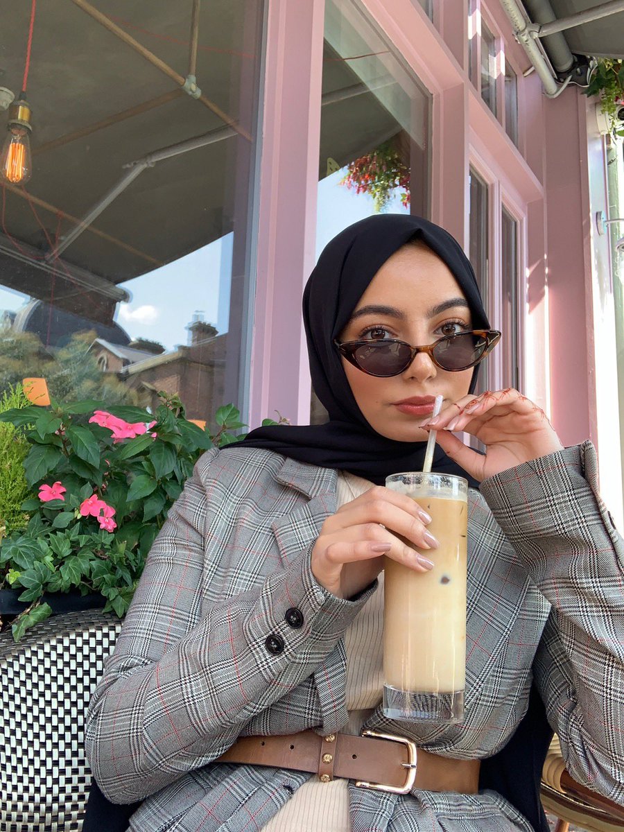 Hi. So this cute restaurant is located on a street called Hope Street in Liverpool... coincidence? I don’t think so... We living in HOPE WORLD 🗺🌷💗✈️