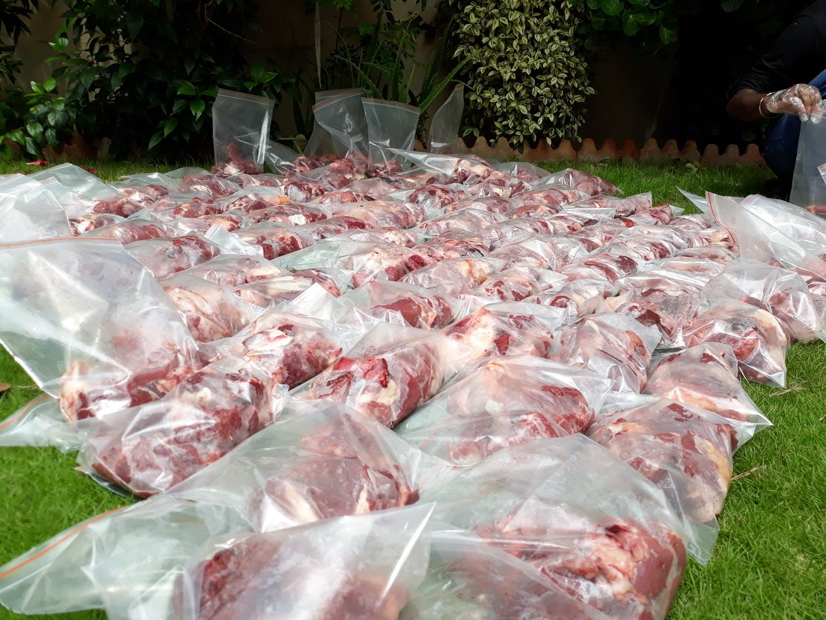 M_Hasan110's tweet photo. The TEAM @HopeOfDawnPak has done it! 🔥
Alhamdolillah, #ShareTheMeat project turned into SHARED THE MEAT! :)
All the meat has been dispersed and distributed in the targeted locations.
Thank you all for the support. ❤
#HopeOfDawn #UmeedESubh #ServeHumanity https://t.co/xVBW1VFD7r