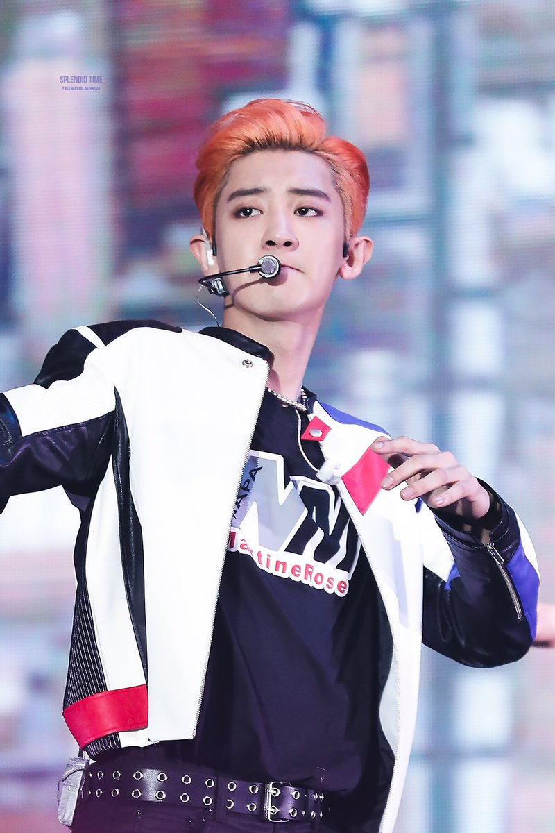6104time's tweet photo. 🏍🏍🏍 190811 EXplOration in HK #Chanyeol #찬열 #チャンヨル https://t.co/VSy3iqStId