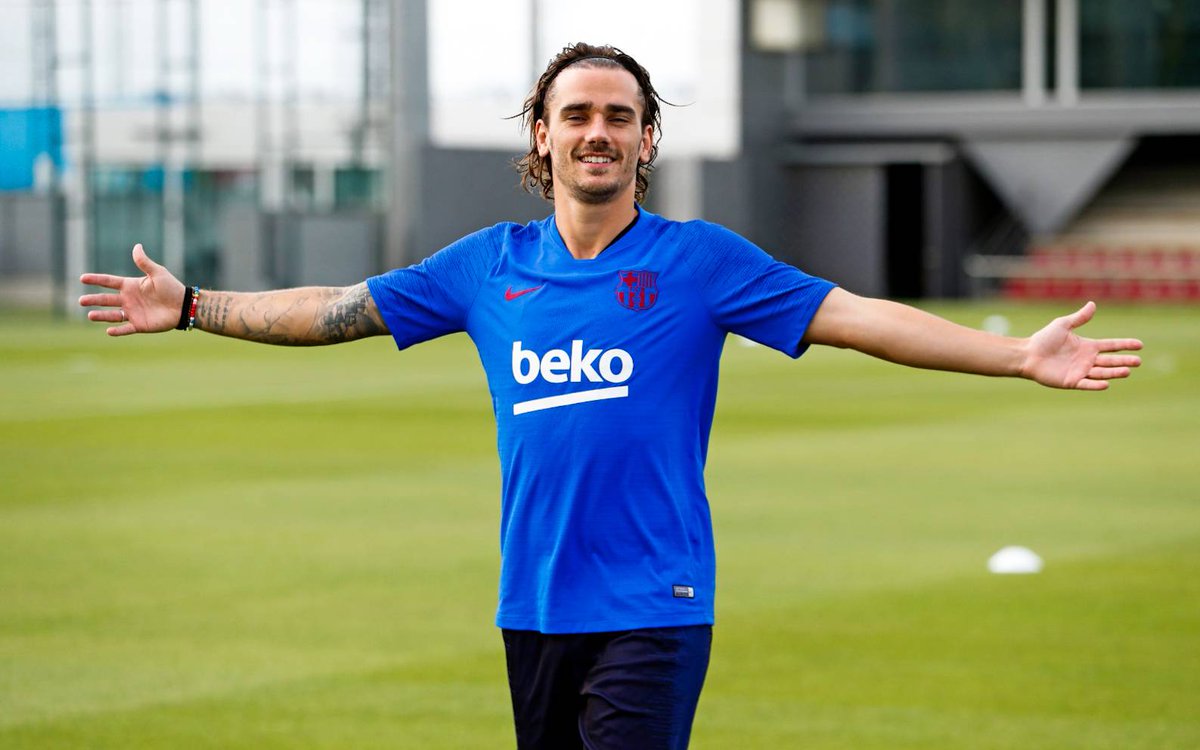 FCBarcelona's tweet photo. The time has come... 😎
🔜 @LaLigaEN https://t.co/vwH4h4XHFo