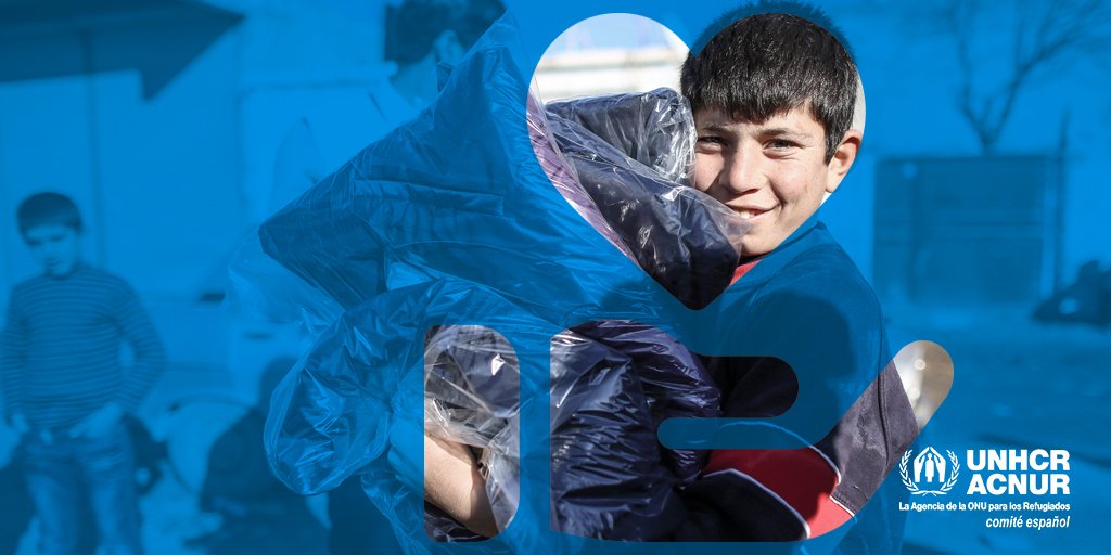 eACNUR's tweet photo. En el #DíaDeLaSolidaridad queremos dar las gracias a todas esas personas que ayudan a los refugiados. Vuestra ayuda llega. https://t.co/1M6EZwsEdT https://t.co/MVYxHvcf4g