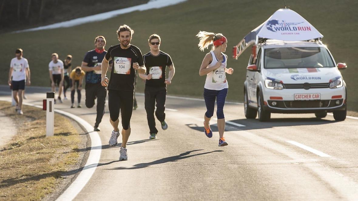 norfolk_relay's tweet photo. Updated safety rules for the Round Norfolk Relay are now online, including a passing protocol. Please read! https://t.co/LX56vp81C3 https://t.co/giMFjDpYvf