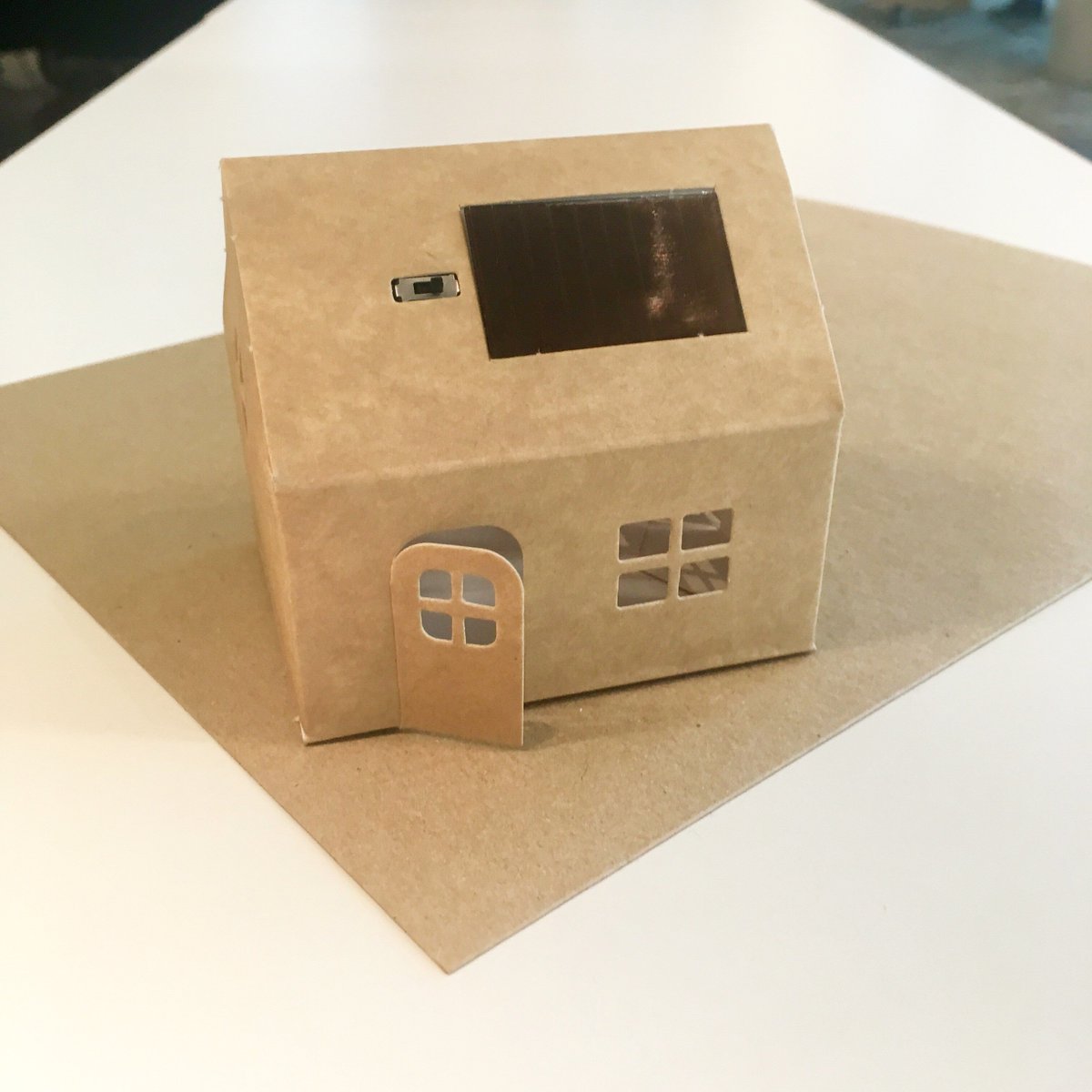 Design_Ventura's tweet photo. Here are some examples of sheet #materials and products from our #materialslibrary for the #DesignVentura 2019 workshops. Products by Oriental Spring @suckuk &amp; @marclebas What are they and what are they made of? Free workshops @DesignMuseum run 9 Sept-18 Oct #designtechnology https://t.co/mwMVz7zf8E