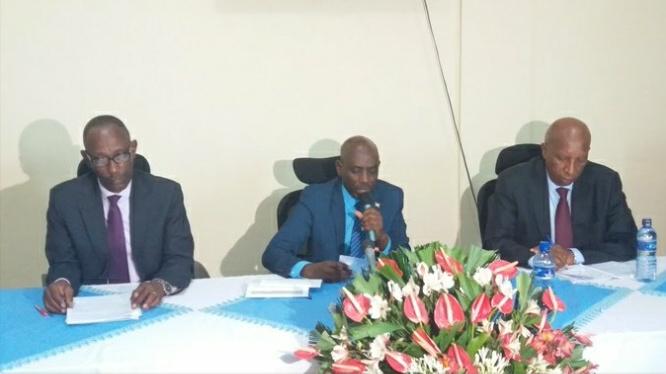 IntumwaNews's tweet photo. En collaboration avec le @progrfidabdi, @BurundiGov à travers @BMineagrie présente l’aide mémoire de la revue d’achèvement du PAIVA-B ce 13/8/2019. Les réalisations du PAIVA-B, un des projets appuyés par le FIDA dans 6 provinces du #Burundi durant 10ans sont jugées satisfaisantes https://t.co/0WF3mkfGYU