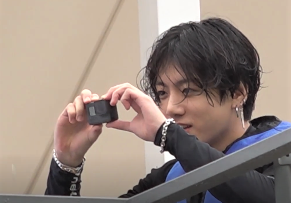 kookie tweet media