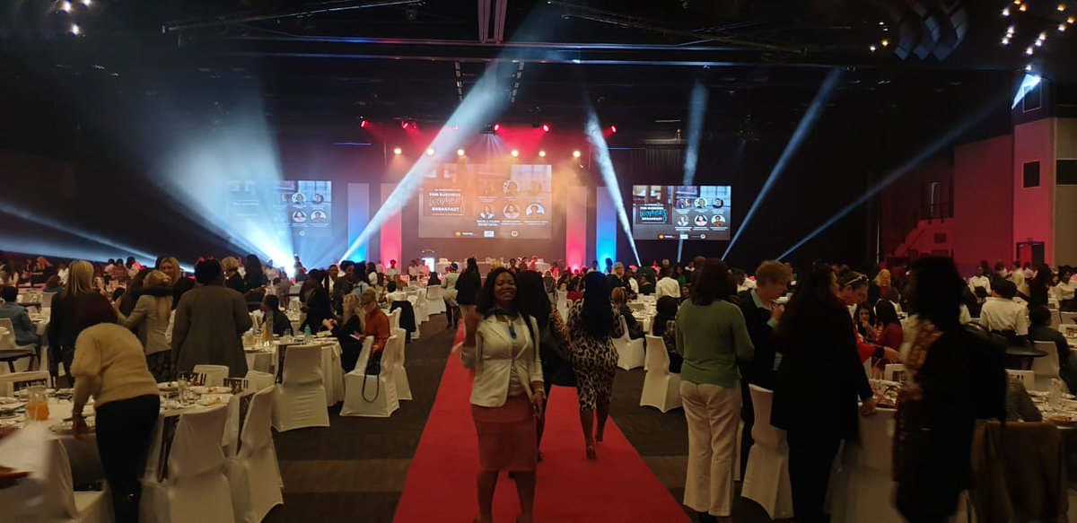 MediamarkSA's tweet photo. Another fantastic morning spent with like-minded business women at the @FNBSA Business Women's breakfast in association with @ecr9495. 
#FNBBWB #LIMITLESS https://t.co/qszuAjklhV