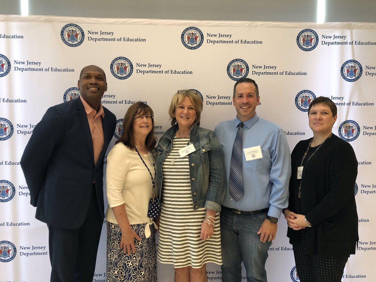 strattonprinci1's tweet photo. @swsdistrict Day 2 of NJPLN. Dr. Hogan and I are enjoying a wonderful learning experience with new friends https://t.co/9YTdTHxbfW