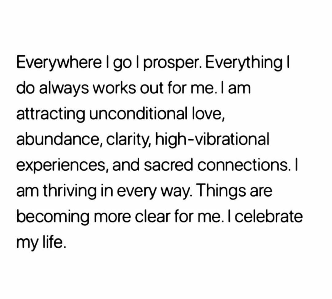 MandyMalone91's tweet photo. Water the seeds of your ambitions with self love, faith and belief, and the fruits of your visions are sure to be sweet and fulfilling❤❤❤🌱🍇🍍 https://t.co/kLV9svkwS2