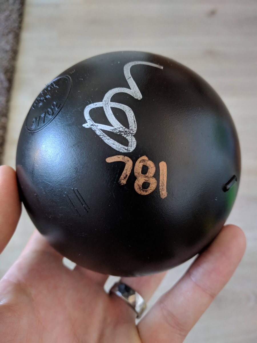 rajaHutar's tweet photo. I've got my #shadeBall, thanks @veritasium. https://t.co/VaQLeQv0QT