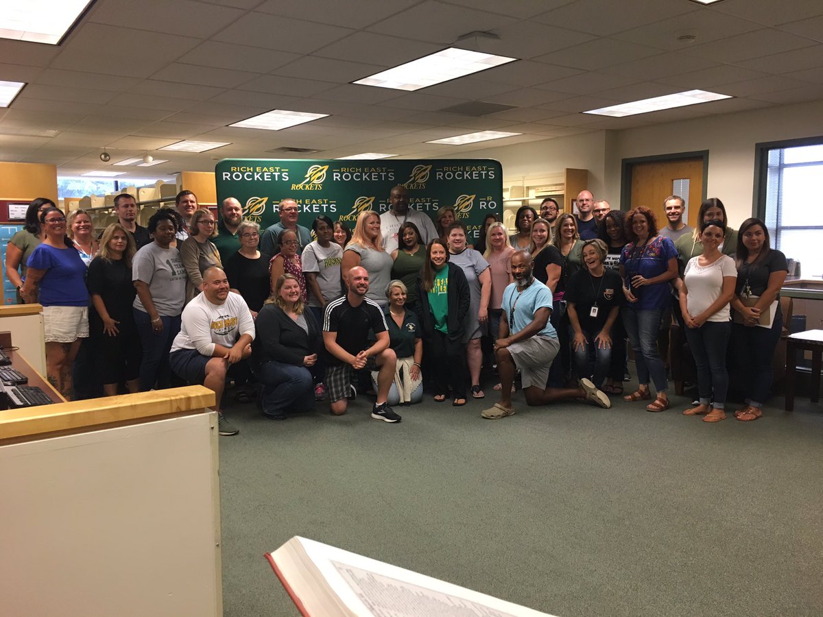 MathEdJax's tweet photo. Who says Ts don’t work in the summer? All of these gave up some part of it to invest in our students! #honortherockets #RichInStudentScuccess @dr_brass @RichEastHS https://t.co/Y5EX0SiSzy