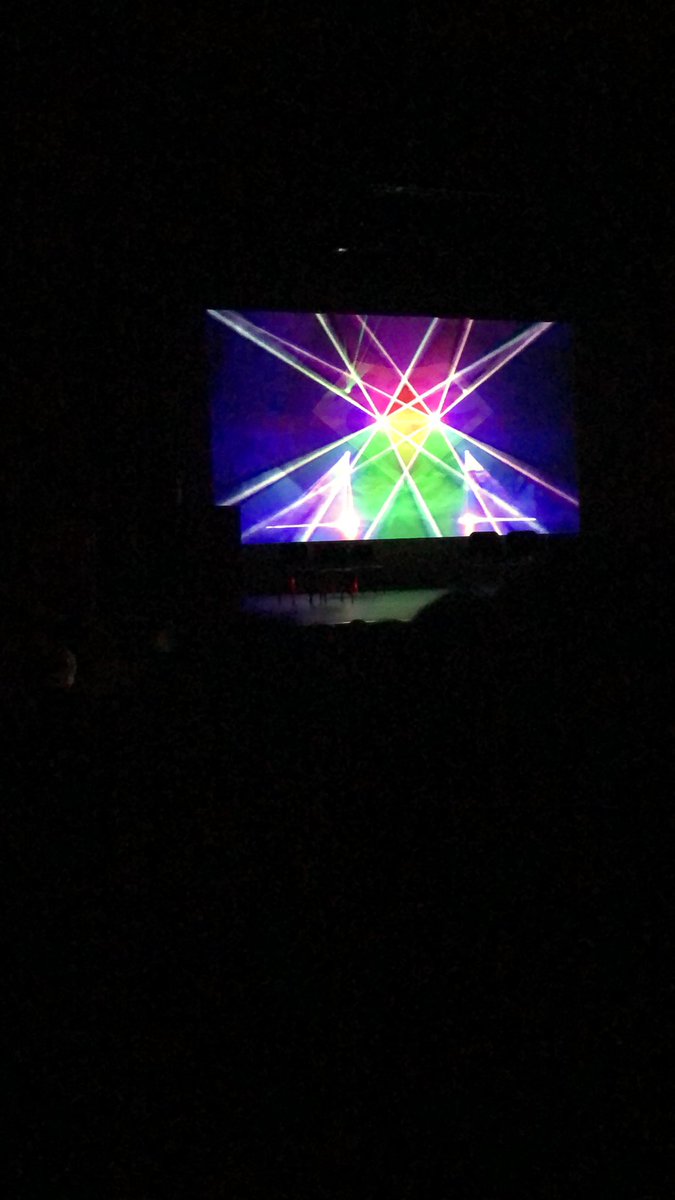 KaylaNBailey1's tweet photo. Rcisd convocation is lit! #rcisdjoy #cherrybrave https://t.co/85UjuvXjZJ