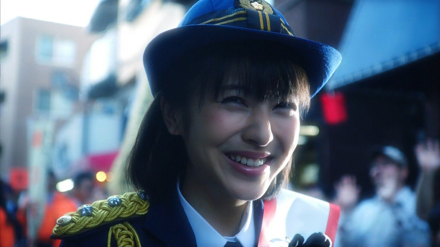 もつれら 今nhkでやってる浜辺美波のドラマ 効果音と演出がめちゃくちゃtrickに似てると思ったらスタッフが同じだった 堤幸彦ではないのでそこまで面白くないけど雰囲気は楽しい T Co Ubjuxjm6xv Twitter