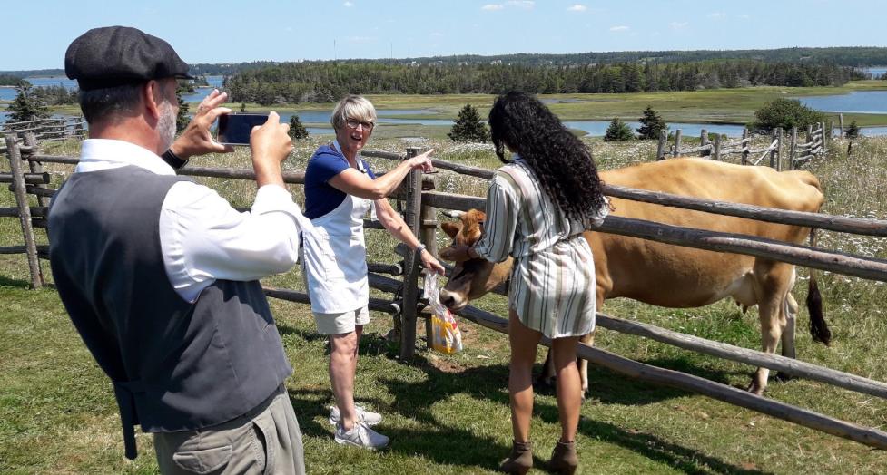 @EastlinkKyah made a new friend at <a href="/villageacadien/">villageacadien</a>
 recently. Catch her interview with executive director Richard Larin on an upcoming episode of #EastlinkMagazine - airing daily at 8:30am and 5pm. #EastlinkCommunityTV